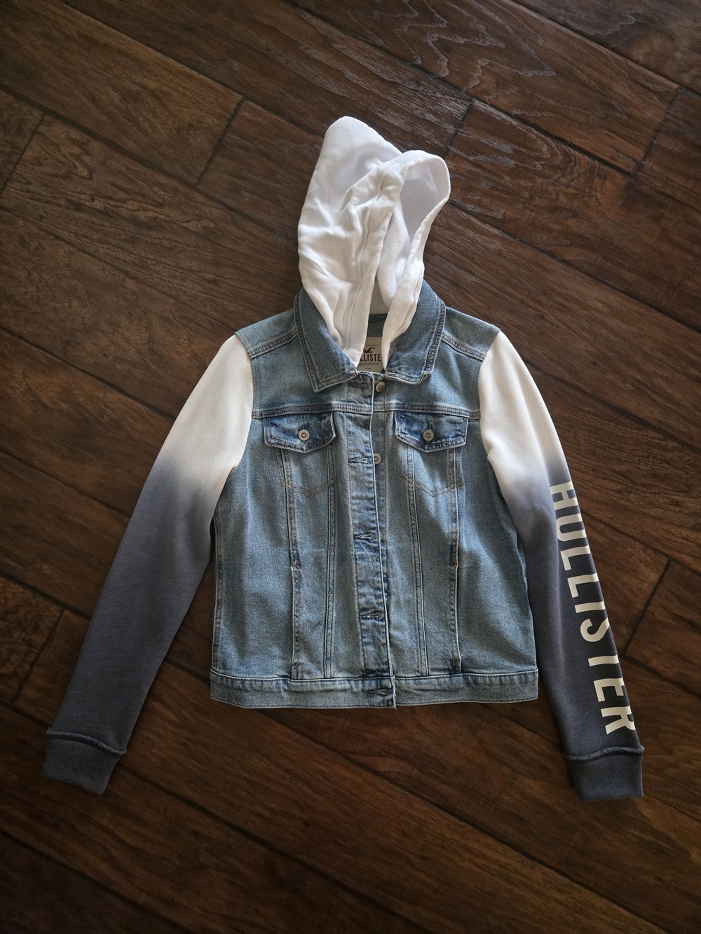 NWT Hollister Blue Denim Jacket with White Hood and Ombre Sleeves Size L